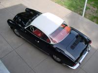 kahrmann-ghia-schwarzweiss.jpg