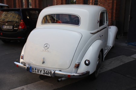 Mercedes 220