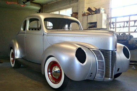 Ford-Rohkarosserie-1940er-Coupe-Umbau-Restauration
