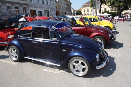 mehrere VW Käfer