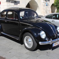 Oldtimerfahrt Kobersdorf Schloss Spiele Wolfgang Böck 2013 VW Käfer Brezel