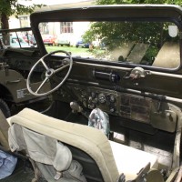 Oldtimertreffen Pinkafeld 2013 Jeep Innenraum