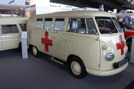 IAA Frankfurt Volkswagen Klassiker VW Bus T1 Rettungswagen Krankenwagen