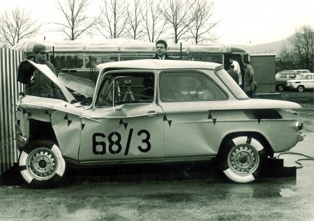 NSU-Prinz-von-1958-eines-der-ersten-Autos-mit-einer-frontalen-Knautschzone-Unfall-Crash