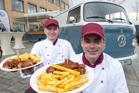 VW-Currywurst wird 40 VW Bus
