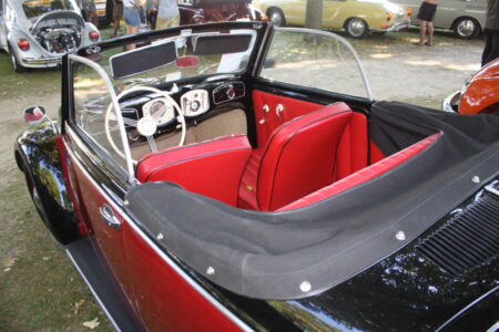 VW Käfer Cabrio Hebmüller Lenkrad Sitze Innenraum Armaturenbrett VW Käfer Cabrio Hebmüller Lenkrad Sitze Innenraum Armaturenbrett